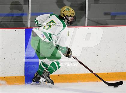 Thumbnail 3 in Northwest Catholic @ Notre Dame, WH photogallery.
