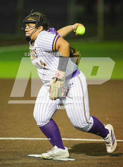 Thumbnail 1 in Rowe @ McAllen photogallery.