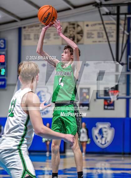 Thumbnail 3 in Yellville-Summit vs Greenland (2A-1 District Final) photogallery.