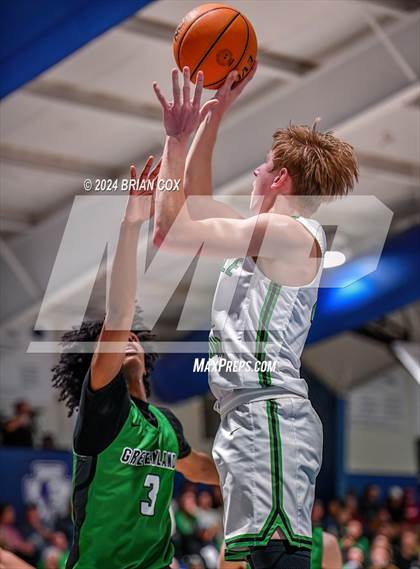 Thumbnail 1 in Yellville-Summit vs Greenland (2A-1 District Final) photogallery.