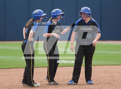 Thumbnail 2 in West Greene vs Williams Valley (PIAA 1A Final) photogallery.