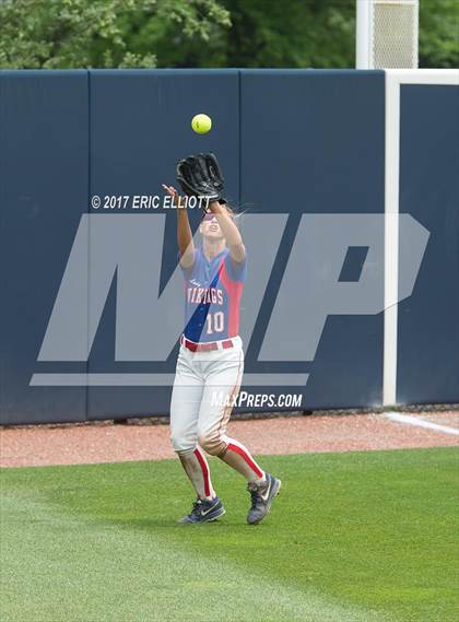 Thumbnail 1 in West Greene vs Williams Valley (PIAA 1A Final) photogallery.