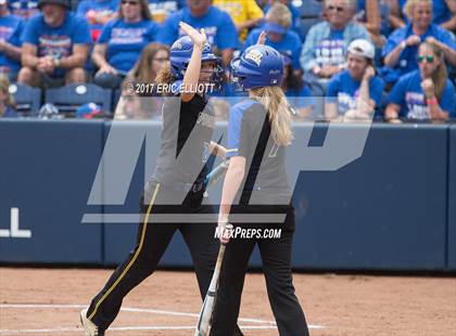 Thumbnail 3 in West Greene vs Williams Valley (PIAA 1A Final) photogallery.