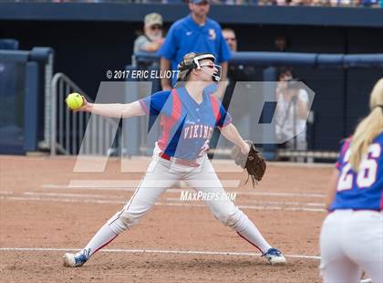 Thumbnail 2 in West Greene vs Williams Valley (PIAA 1A Final) photogallery.