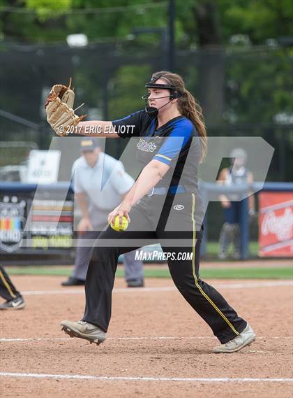 Thumbnail 3 in West Greene vs Williams Valley (PIAA 1A Final) photogallery.