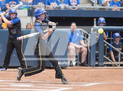 Thumbnail 2 in West Greene vs Williams Valley (PIAA 1A Final) photogallery.