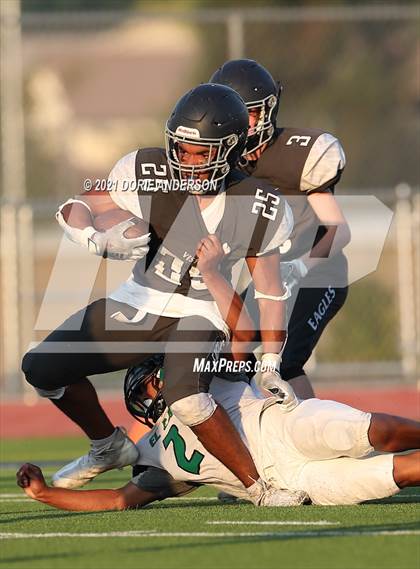Thumbnail 2 in El Camino @ Vista del Lago photogallery.