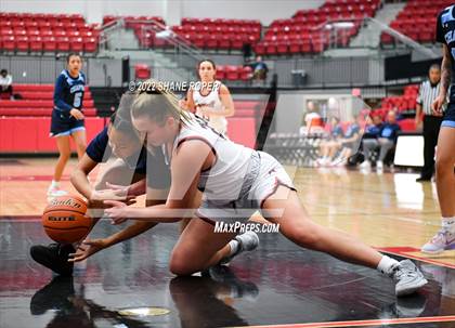 Thumbnail 1 in Chapin @ Coppell photogallery.
