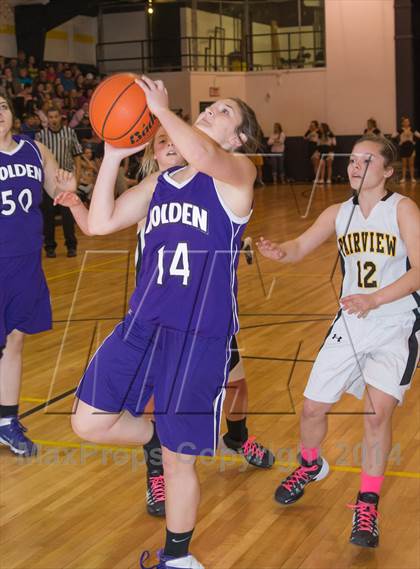 Thumbnail 3 in Fairview vs. Holden photogallery.