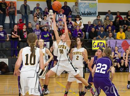 Thumbnail 3 in Fairview vs. Holden photogallery.