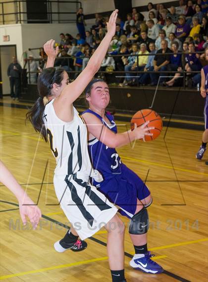 Thumbnail 2 in Fairview vs. Holden photogallery.