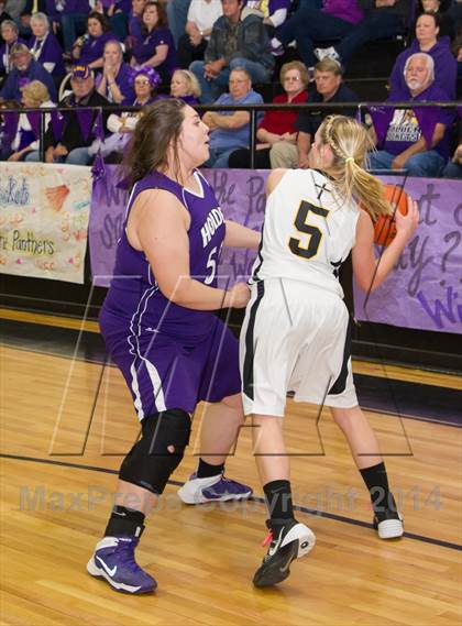 Thumbnail 3 in Fairview vs. Holden photogallery.