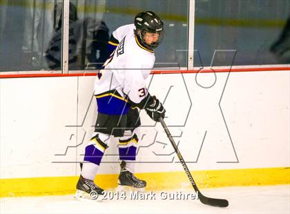 Thumbnail 1 in Rockwood Summit vs. Eureka photogallery.