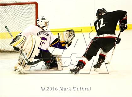 Thumbnail 3 in Rockwood Summit vs. Eureka photogallery.