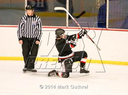 Thumbnail 3 in Rockwood Summit vs. Eureka photogallery.