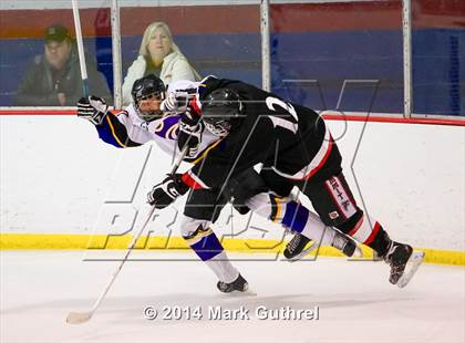 Thumbnail 1 in Rockwood Summit vs. Eureka photogallery.