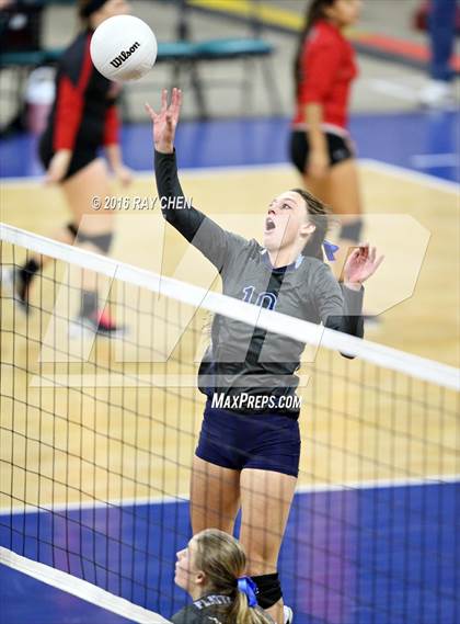 Thumbnail 2 in Middle Park vs. Platte Valley (CHSAA 3A State Tournament) photogallery.