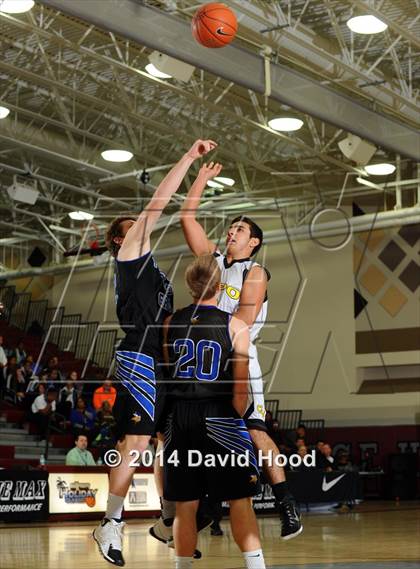 Thumbnail 3 in Capistrano Valley vs. Pleasant Grove (MaxPreps Holiday Classic) photogallery.