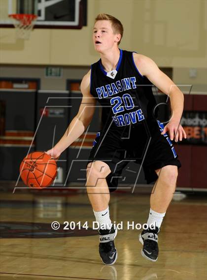 Thumbnail 3 in Capistrano Valley vs. Pleasant Grove (MaxPreps Holiday Classic) photogallery.