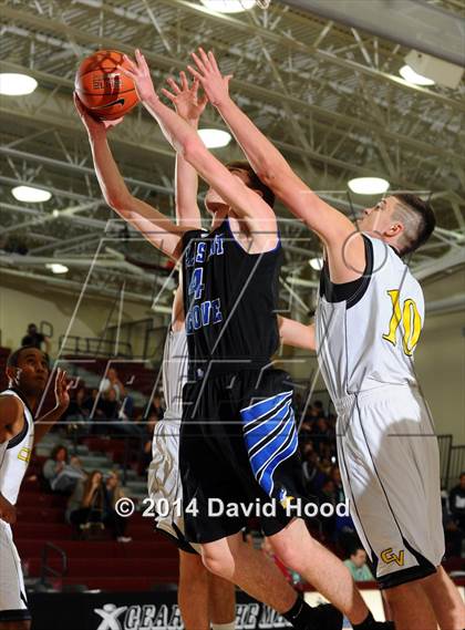 Thumbnail 3 in Capistrano Valley vs. Pleasant Grove (MaxPreps Holiday Classic) photogallery.