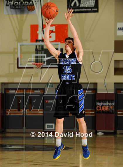 Thumbnail 3 in Capistrano Valley vs. Pleasant Grove (MaxPreps Holiday Classic) photogallery.