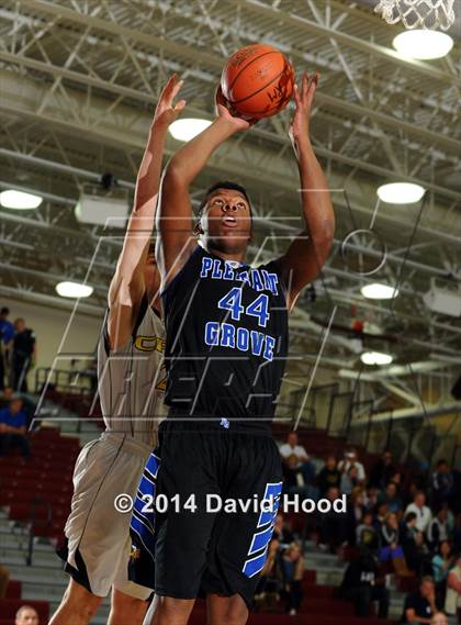 Thumbnail 3 in Capistrano Valley vs. Pleasant Grove (MaxPreps Holiday Classic) photogallery.