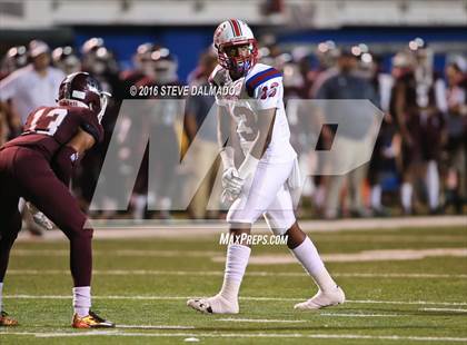 Thumbnail 3 in Parkview Baptist vs De La Salle (LHSAA Division II Semifinal) photogallery.