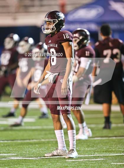 Thumbnail 1 in Parkview Baptist vs De La Salle (LHSAA Division II Semifinal) photogallery.