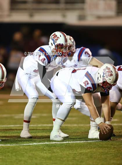 Thumbnail 3 in Parkview Baptist vs De La Salle (LHSAA Division II Semifinal) photogallery.