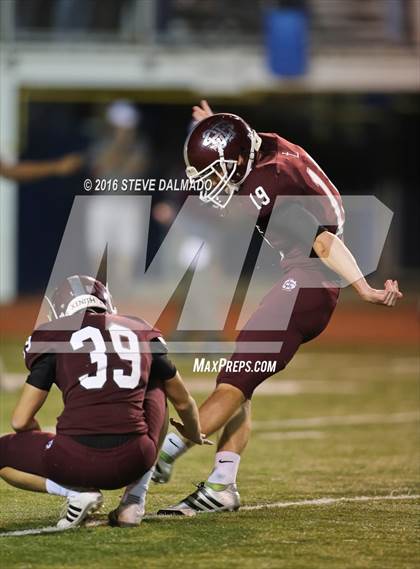 Thumbnail 3 in Parkview Baptist vs De La Salle (LHSAA Division II Semifinal) photogallery.