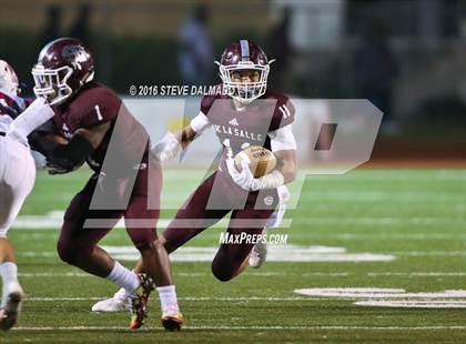 Thumbnail 1 in Parkview Baptist vs De La Salle (LHSAA Division II Semifinal) photogallery.