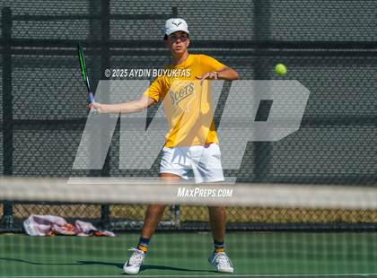 Thumbnail 3 in Highland Park vs Centennial (UIL Regional Quarterfinals) photogallery.