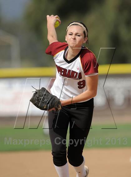 Thumbnail 1 in Esperanza @ Canyon photogallery.