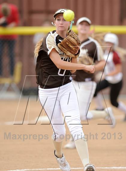 Thumbnail 3 in Esperanza @ Canyon photogallery.