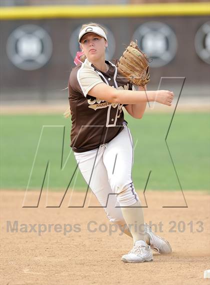 Thumbnail 3 in Esperanza @ Canyon photogallery.