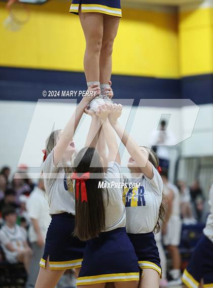 Thumbnail 1 in Laurel @ Shenango photogallery.