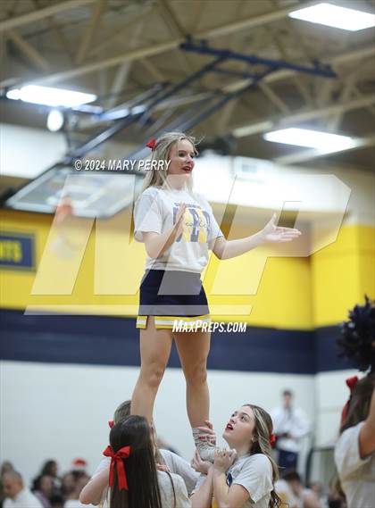 Thumbnail 2 in Laurel @ Shenango photogallery.