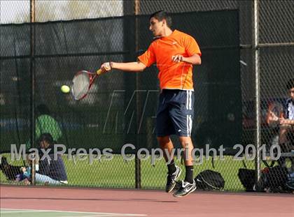 Thumbnail 2 in Belvidere North vs Harlem photogallery.
