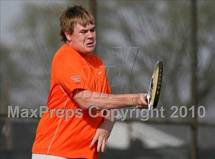 Thumbnail 2 in Belvidere North vs Harlem photogallery.