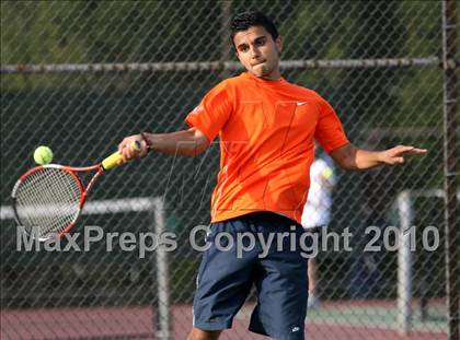 Thumbnail 3 in Belvidere North vs Harlem photogallery.