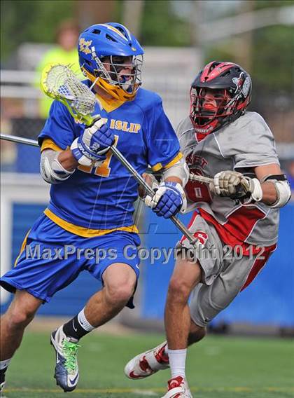 Thumbnail 1 in West Islip vs Syosset (NYSPHSAA Class A Regional Final) photogallery.
