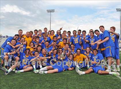 Thumbnail 2 in West Islip vs Syosset (NYSPHSAA Class A Regional Final) photogallery.