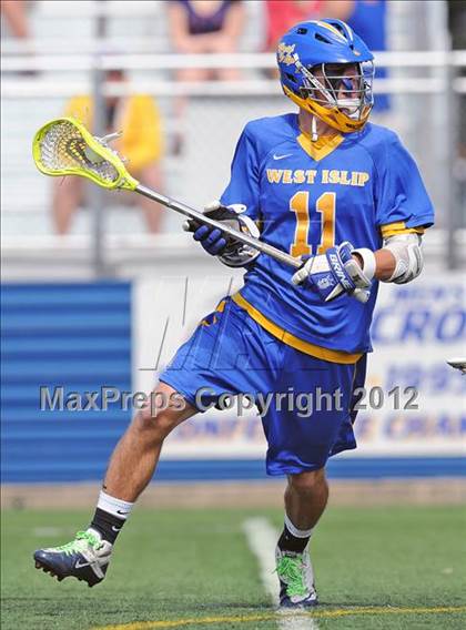 Thumbnail 2 in West Islip vs Syosset (NYSPHSAA Class A Regional Final) photogallery.
