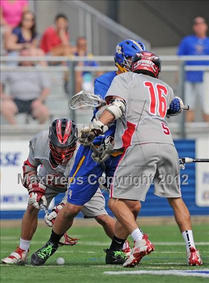 Thumbnail 3 in West Islip vs Syosset (NYSPHSAA Class A Regional Final) photogallery.