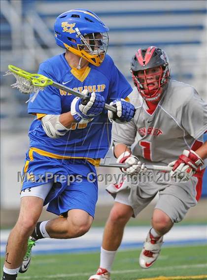 Thumbnail 2 in West Islip vs Syosset (NYSPHSAA Class A Regional Final) photogallery.