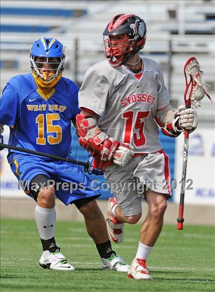 Thumbnail 3 in West Islip vs Syosset (NYSPHSAA Class A Regional Final) photogallery.