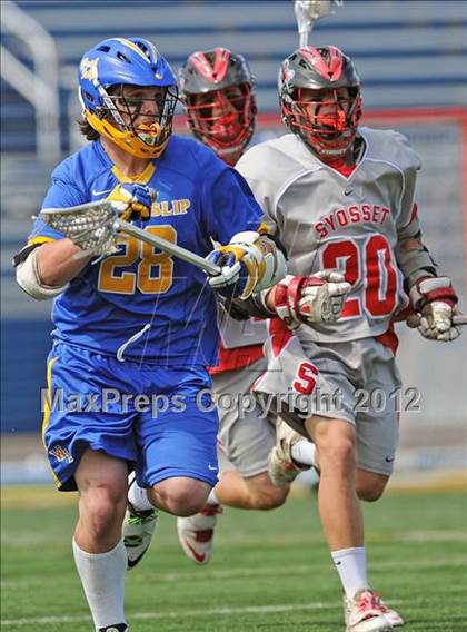 Thumbnail 2 in West Islip vs Syosset (NYSPHSAA Class A Regional Final) photogallery.