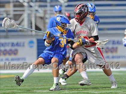 Thumbnail 3 in West Islip vs Syosset (NYSPHSAA Class A Regional Final) photogallery.