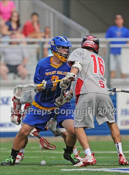 Thumbnail 2 in West Islip vs Syosset (NYSPHSAA Class A Regional Final) photogallery.