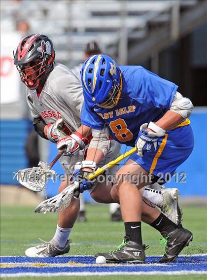Thumbnail 1 in West Islip vs Syosset (NYSPHSAA Class A Regional Final) photogallery.
